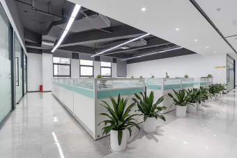辦公室裝修中的“燈光設(shè)計(jì)”技巧：用光影打造